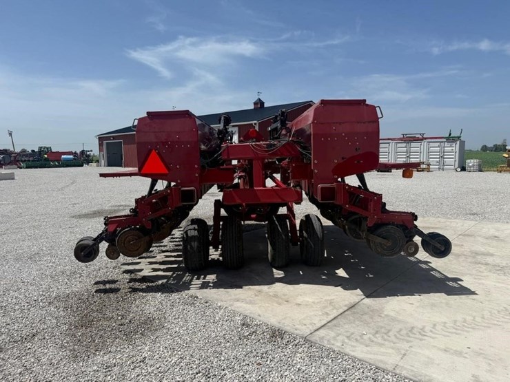 case-ih-5500-image-48