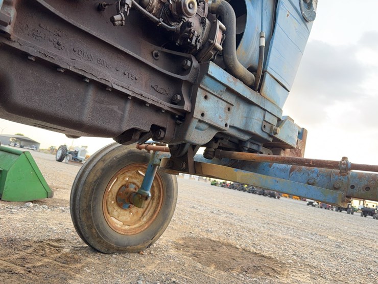 ford-tractor-image-48