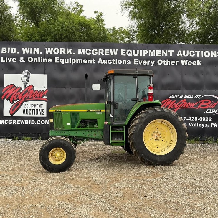 JOHN DEERE 7210