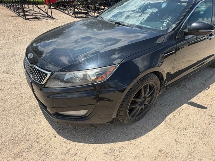#83572-•-2013-kia-optima-image-15
