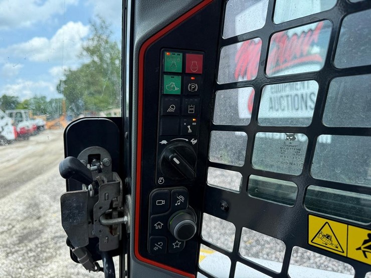 bobcat-s76-image-20