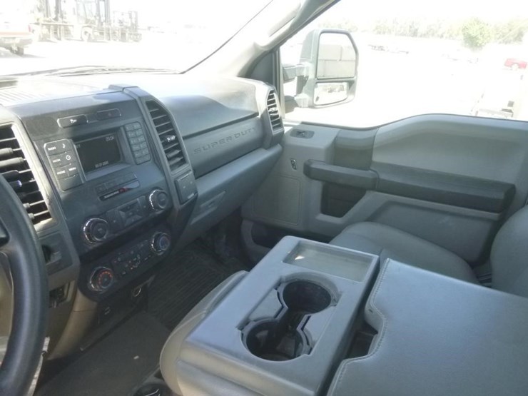 2019-ford-f250-image-11