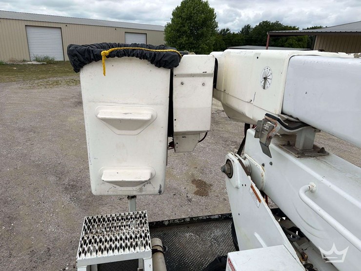 2019-international-durastar-4300-image-37