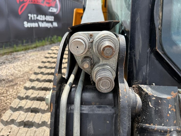 2013-jcb-190t-image-11
