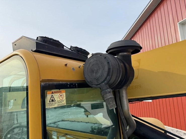 caterpillar-tl642-image-37