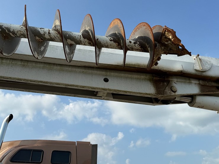 2007-international-durastar-4300-image-46