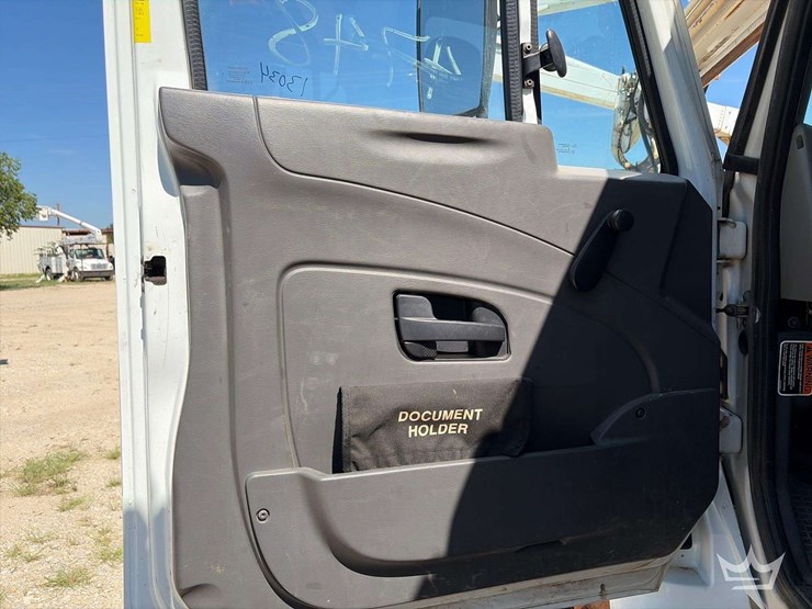 2012-international-durastar-4300-image-12