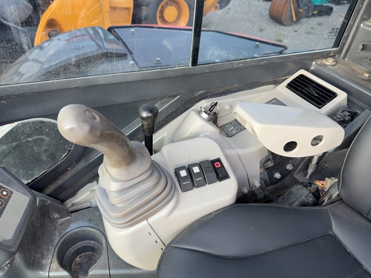 2023-hitachi-zx55u-5a-image-39