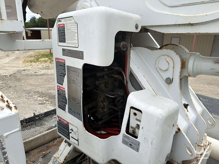 2018-international-durastar-4300-image-26