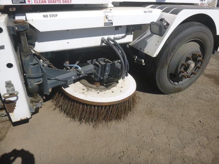 2013-global-m4-sweeper-image-9