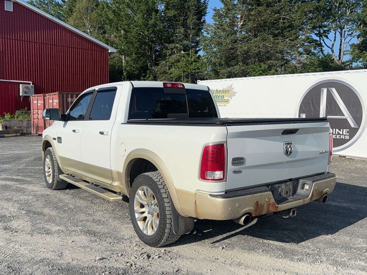 2016-ram-1500-laramie-longhorn-image-3