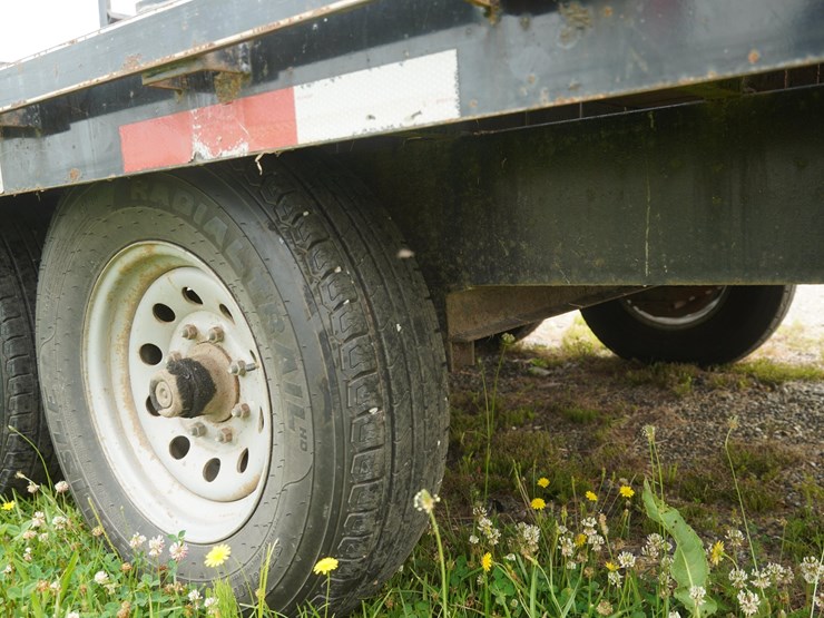 #136-•-2013-appalachian-49290-24'-trailer-image-28