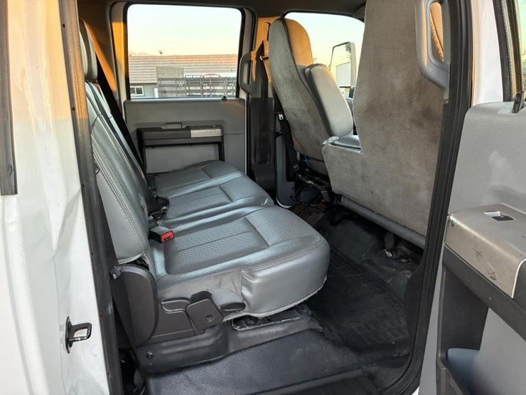 2016-ford-f650-xlt-image-14