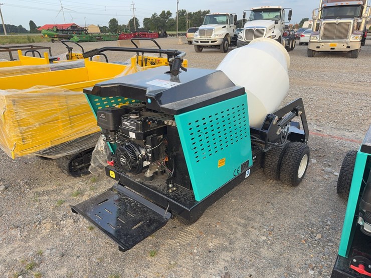 #43504-•-sdlool-mt800-wheeled-mini-mixer-truck-ltlsjbg800j260439-inv#43504-image-3