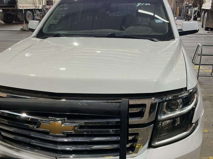 2019-chevrolet-tahoe-image-1