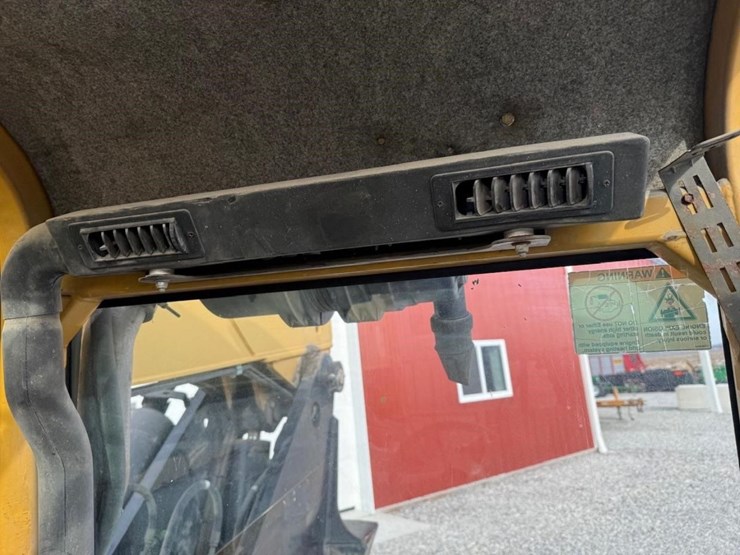 caterpillar-tl642-image-47