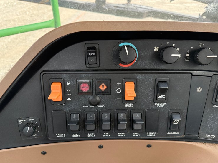 2002-john-deere-4710-image-118