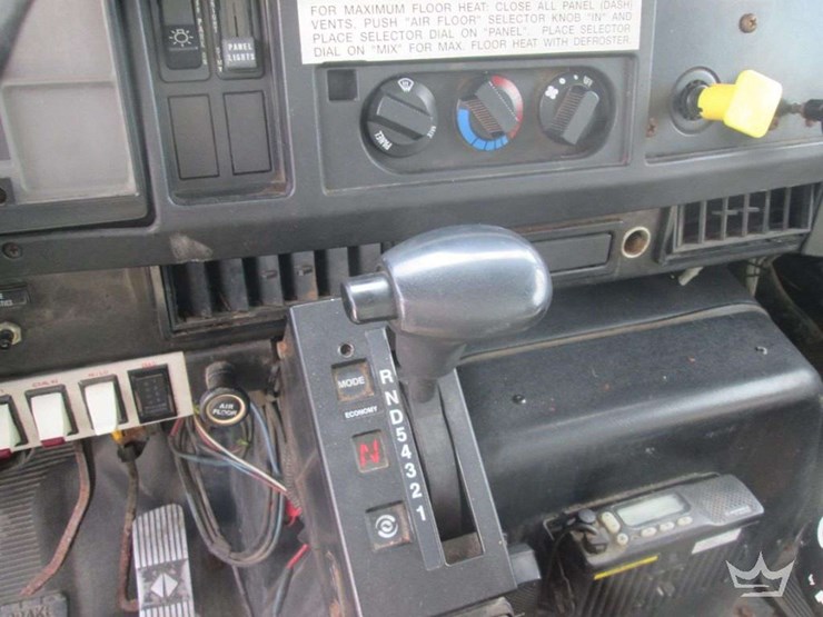 2002-international-4900-image-13