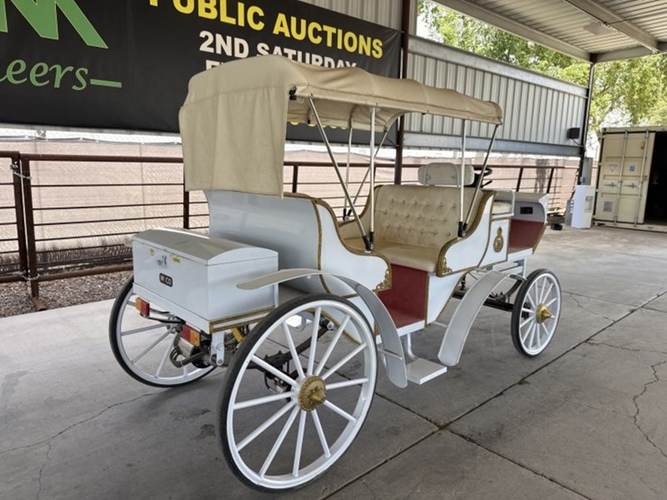 2024-meco-mc-e-electric-carriage-image-7