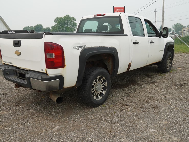 2008-chevrolet-2500-image-101