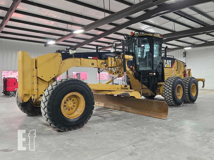 2013-caterpillar-14m-image-1