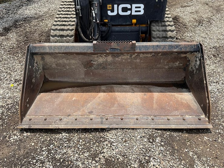 2013-jcb-190t-image-9