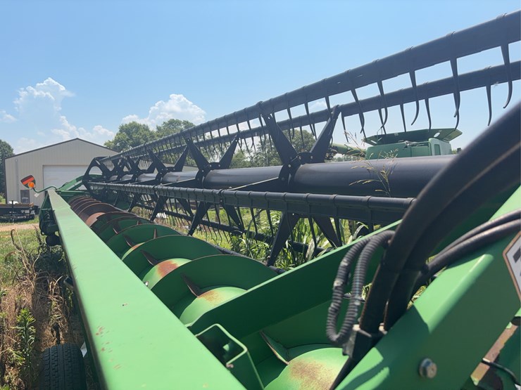 john-deere-630f-image-9