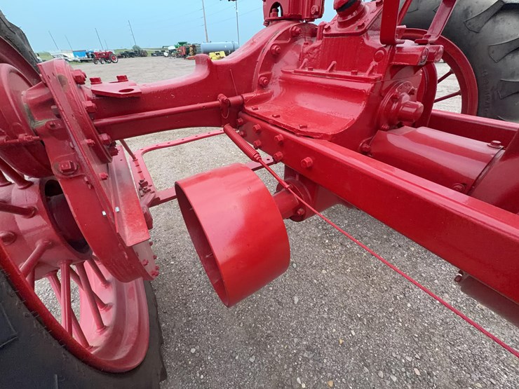 1938-farmall-f20-tractor-image-16
