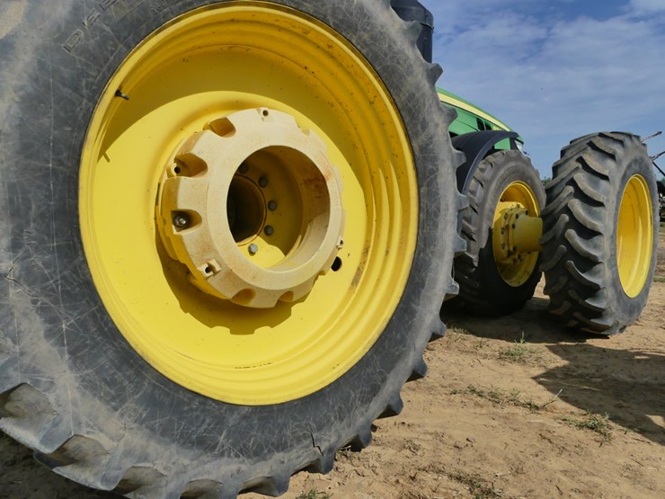 2015-john-deere-8345r-image-10