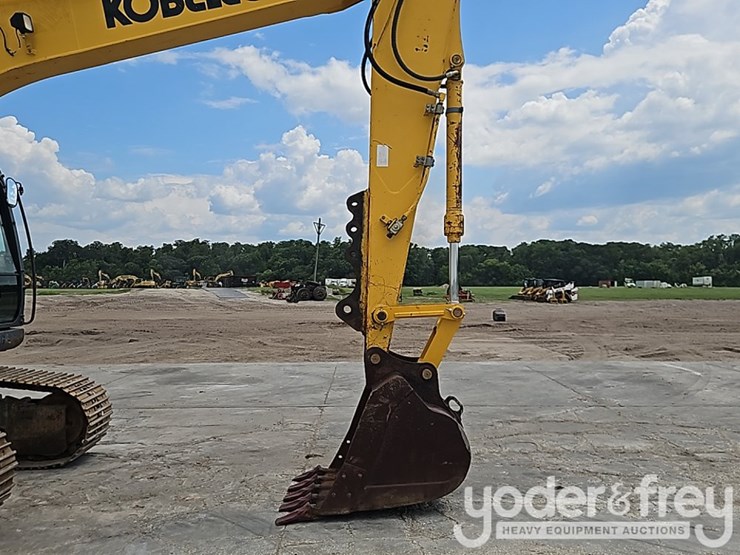 2017-kobelco-sk170-lc-image-16