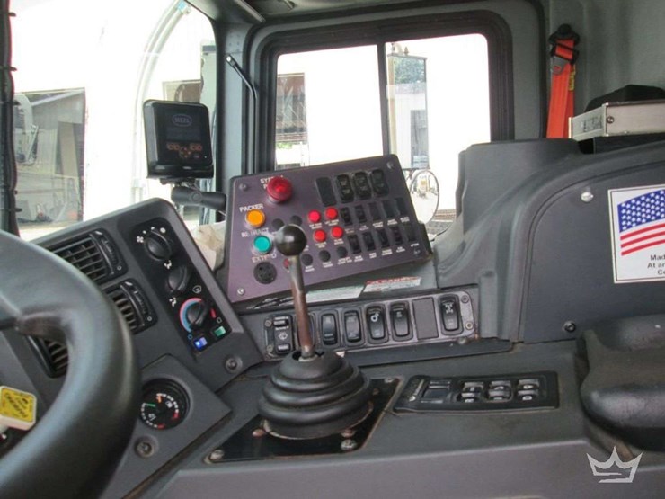 2016-mack-mru613-image-12