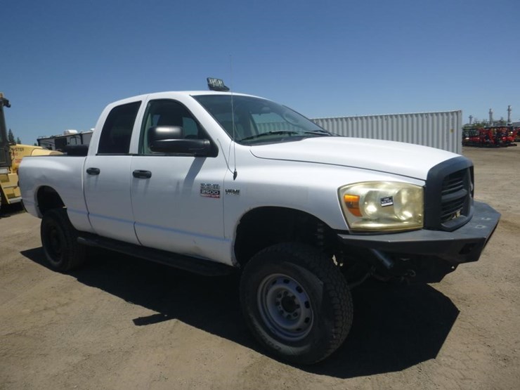 2009-dodge-ram-2500-image-3