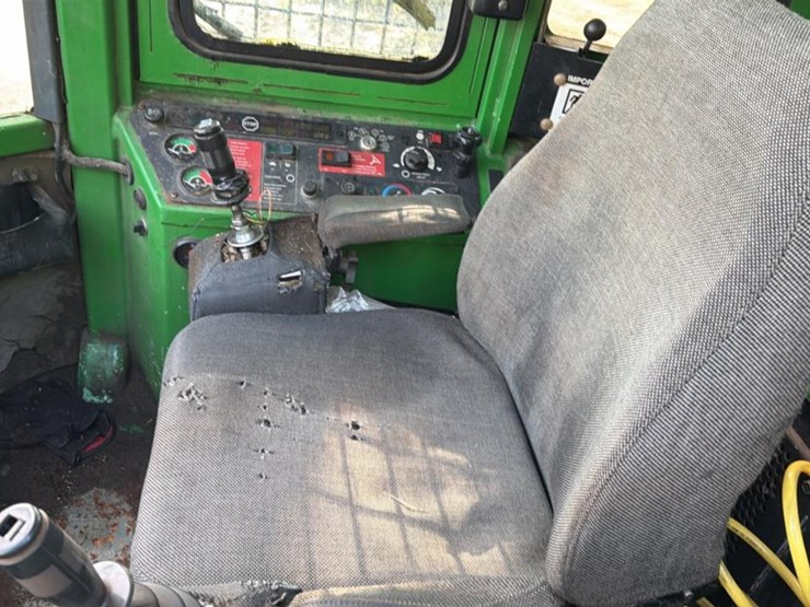 2006-deere-643h-image-34