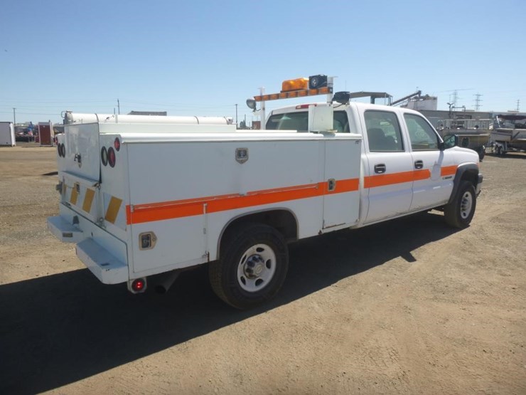2007-chevrolet-2500-image-3