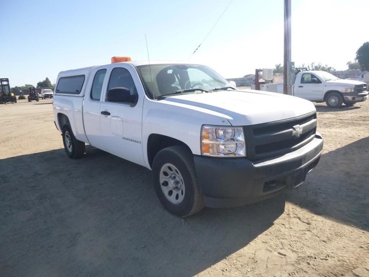 2008-chevrolet-silverado-1500-image-3