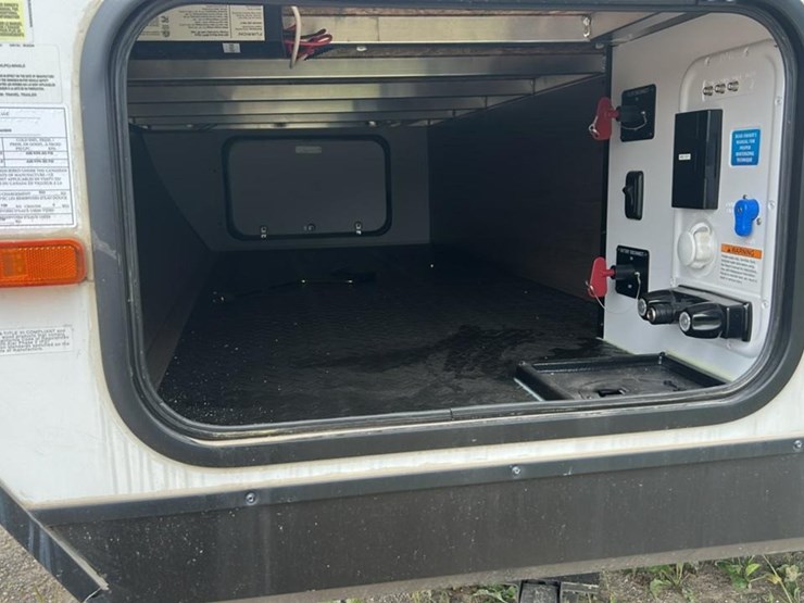 #140-•-2025-grand-design-imagine-xls-22mle-camper-image-40