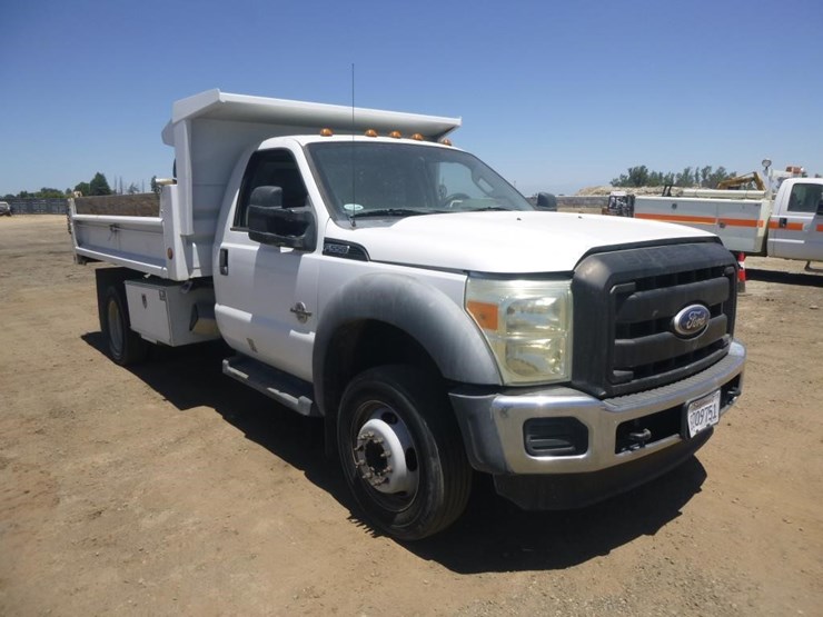 2011-ford-f550-image-3
