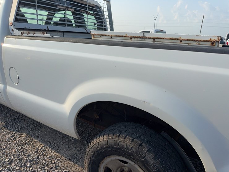 2008-ford-f250-image-19