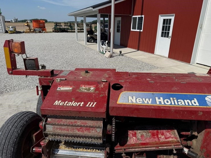 2015-new-holland-fp230-image-63