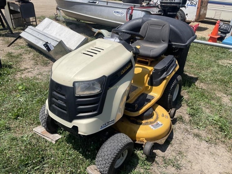 cub-cadet-ltx1046-image-3