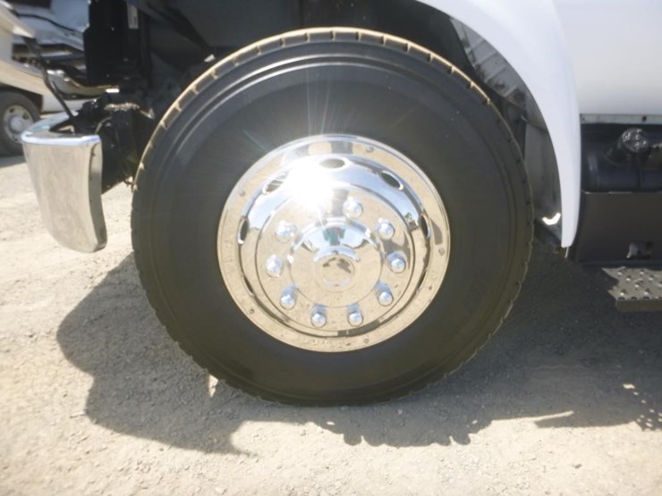 2015-ford-f650-image-29