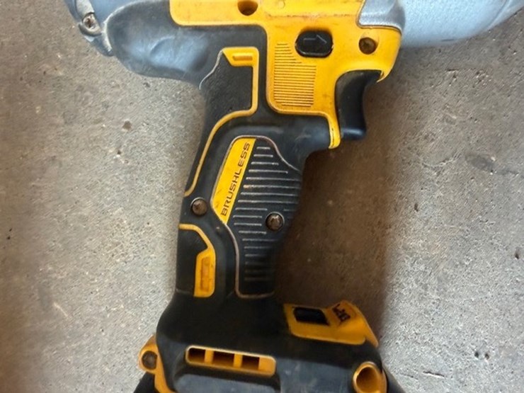 #19-•-dewalt-xr-impact-drill-image-10
