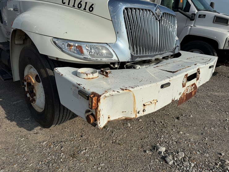 2007-international-durastar-4300-image-102