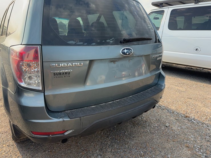 2012-subaru-forester-image-10