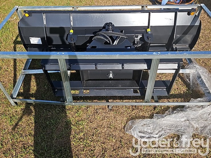 unused-2026-jct-84"-dozer-blade-to-suit-skidsteer-loader-image-4