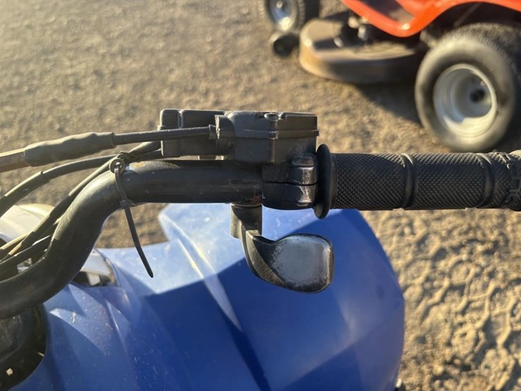 2012-polaris-quad-image-13