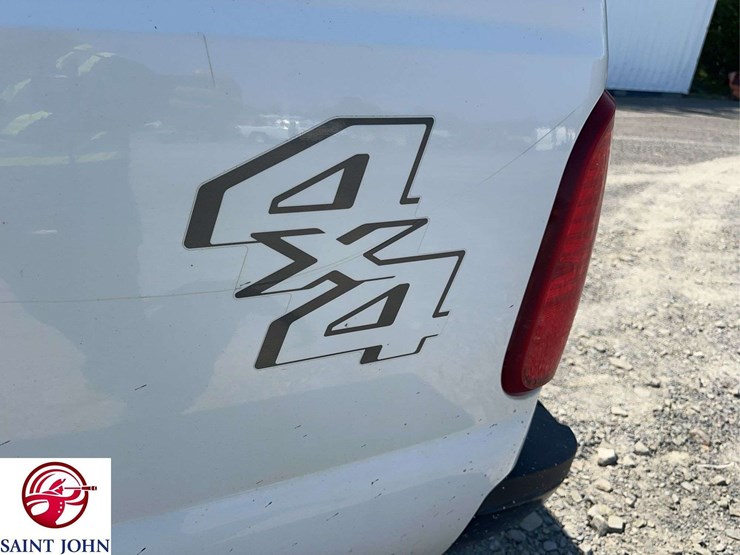 2016-ford-f250-xl-image-22