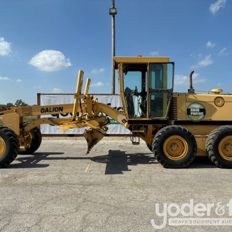 2002 GALION 830