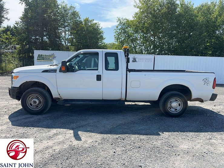 2016-ford-f250-xl-image-8