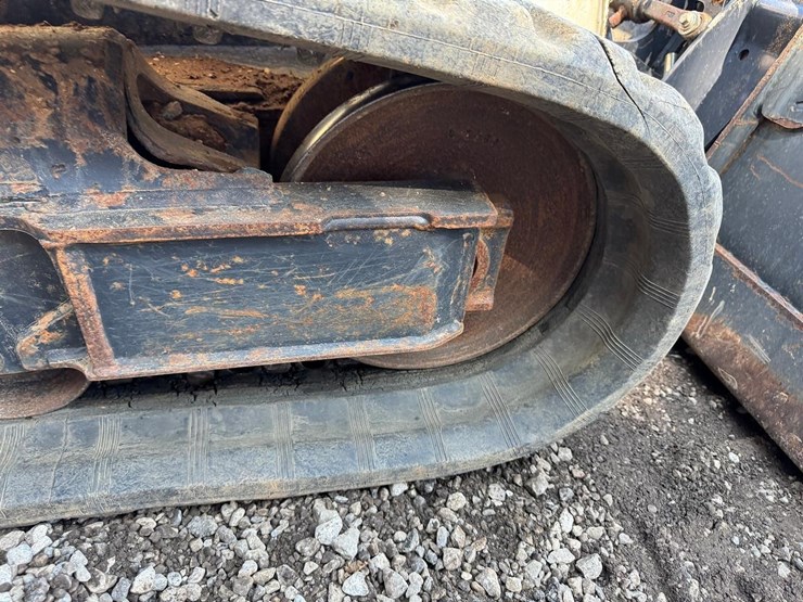 bobcat-t590-image-19